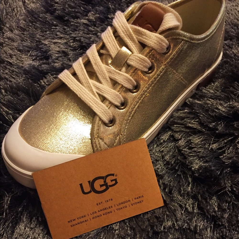 UGG Big Kid 5/Women’s 7 Gold Mikki Sneakers NIB